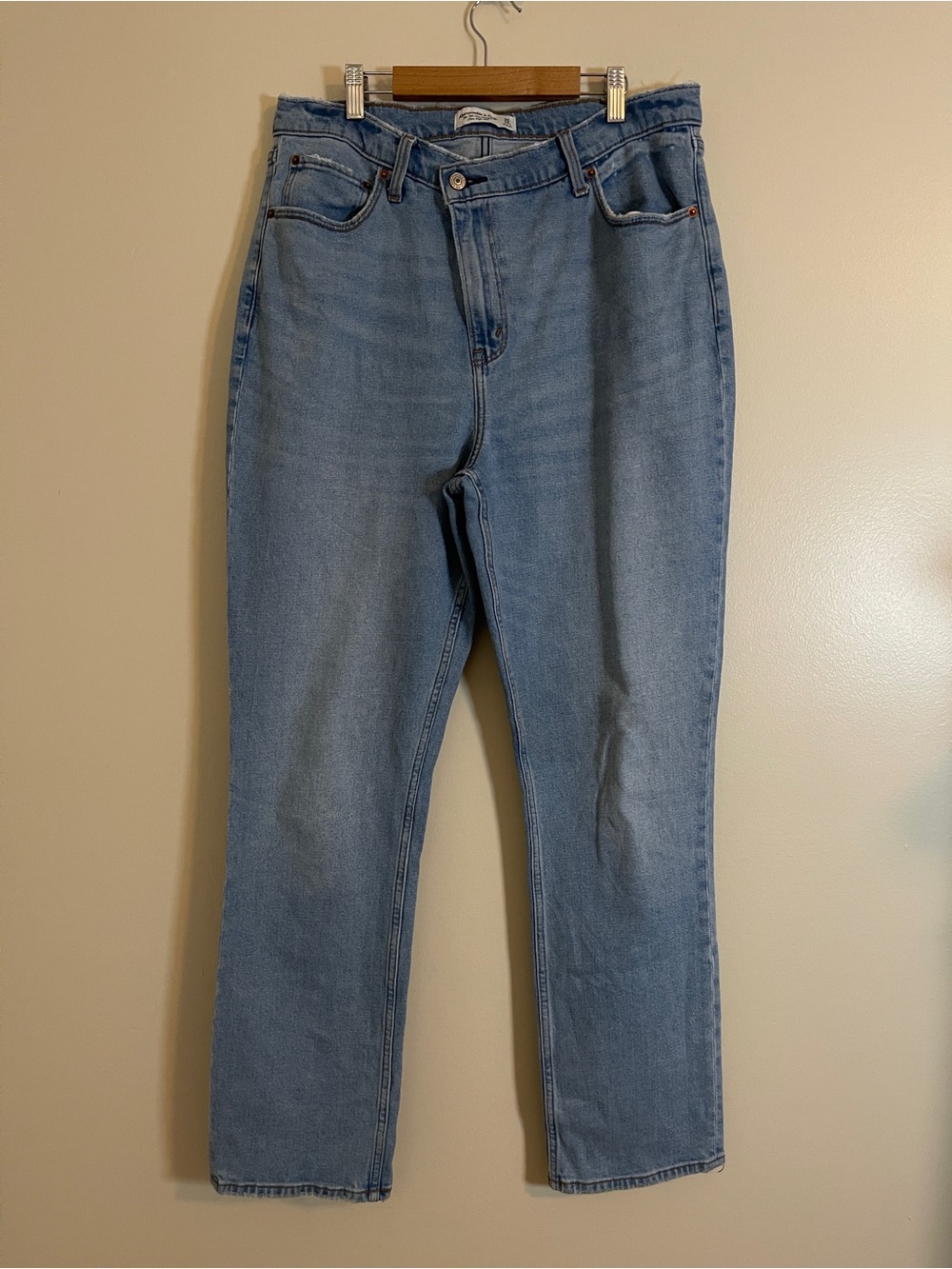 Abercrombie & Fitch Jeans Womens 14 Blue The 90s Slim Straight Ultra High Rise